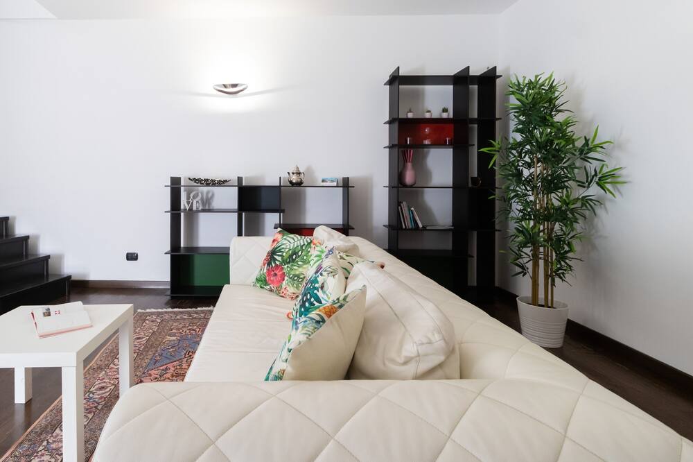 Photo of Livingroom in Cernusco sul Naviglio