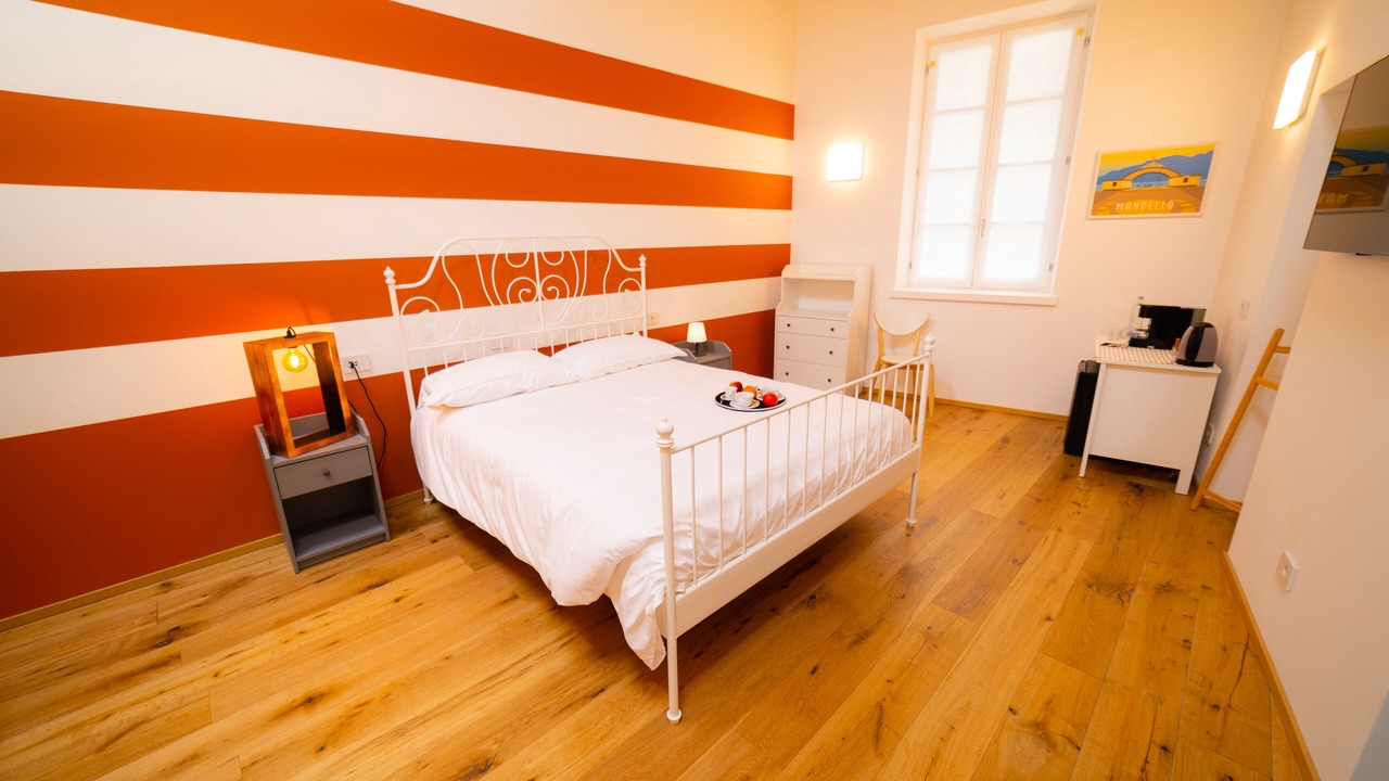 Photo of Bedroom in Mandello del Lario