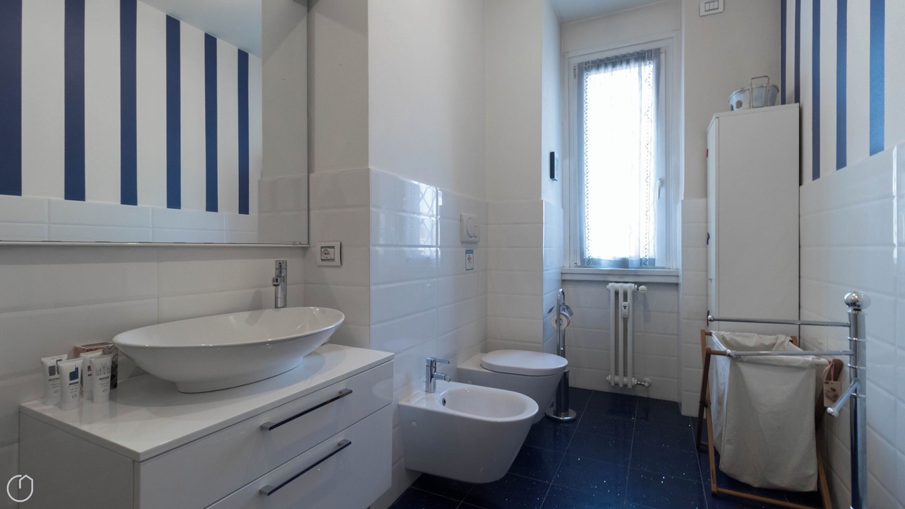 Photo of Bathroom in Acquabella