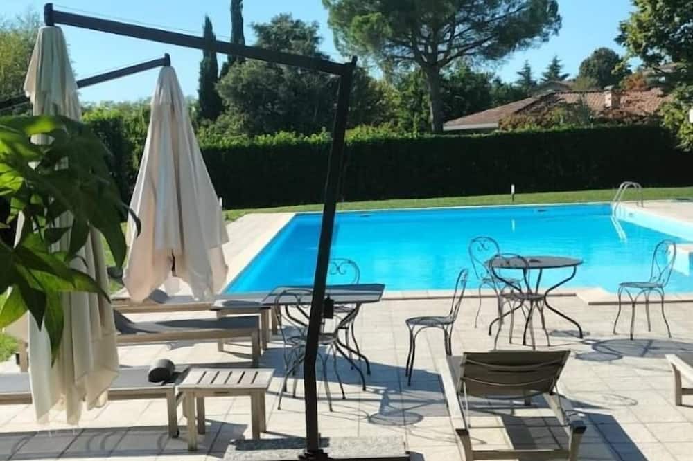 Photo of Outdoor in Montesiro