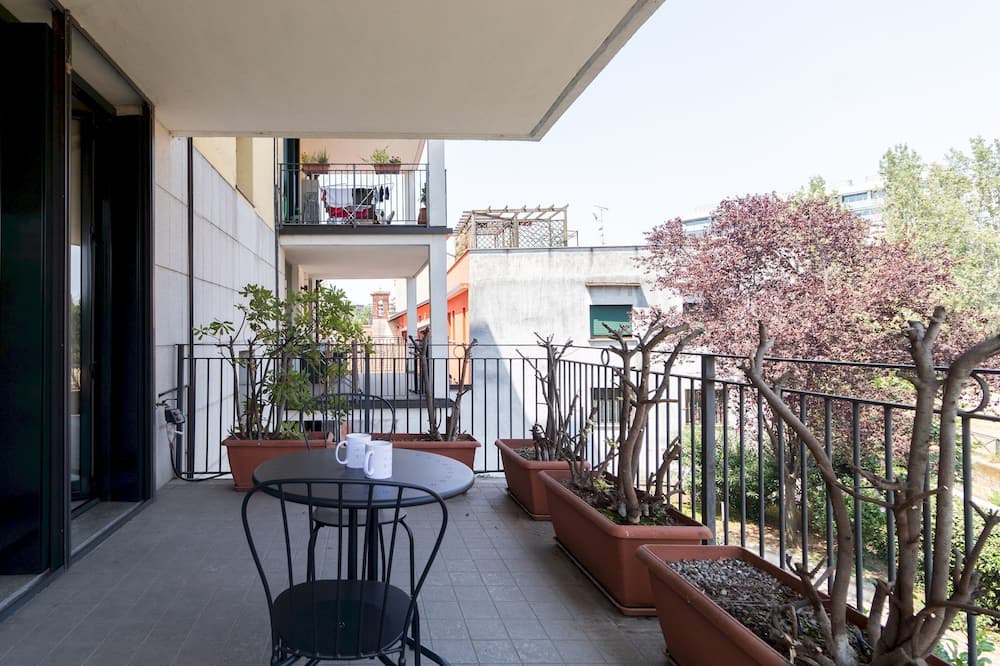 Photo of Patio Balcony in Morivione