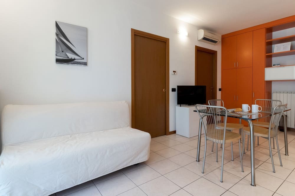 Photo of Livingroom in Morivione