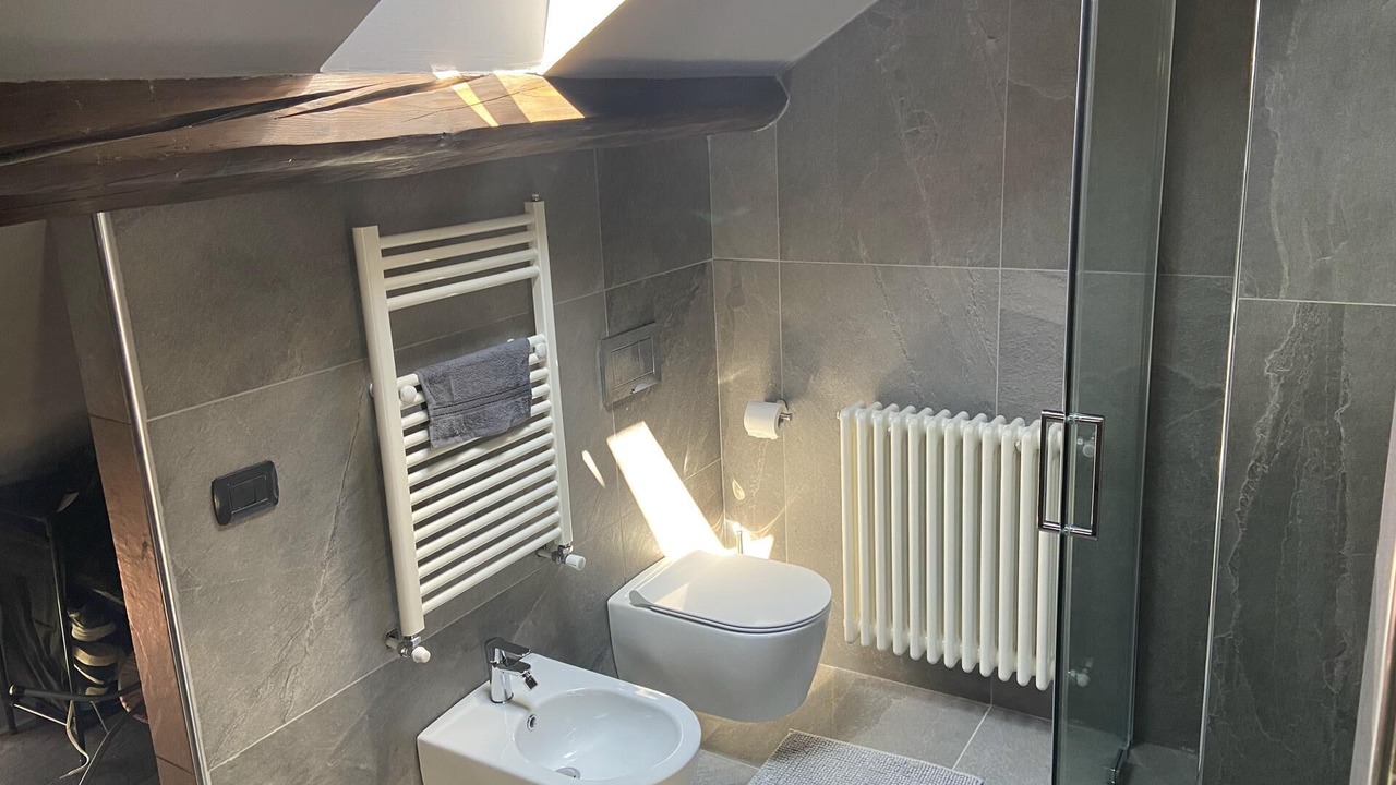 Photo of Bathroom in Albate
