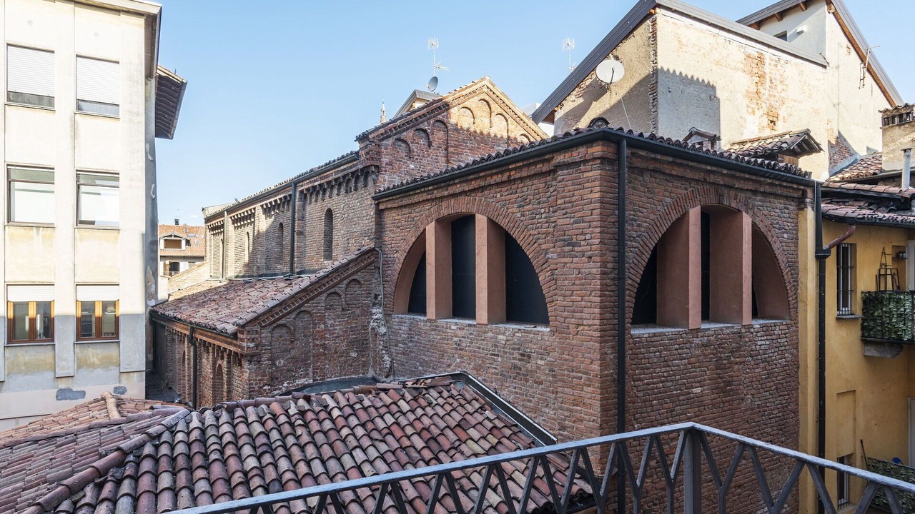 Photo of Buildings in Pavia