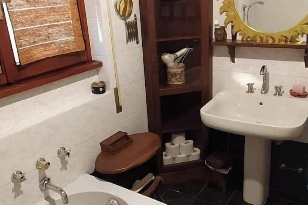 Photo of Bathroom in Abbadia Lariana