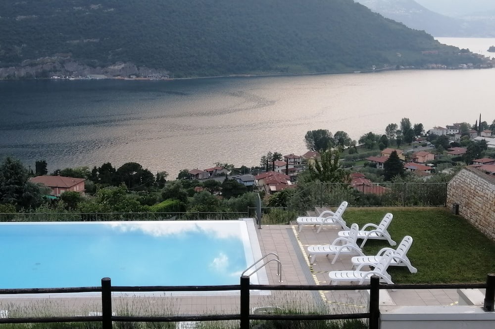 Photo of Outdoor in Sale Marasino