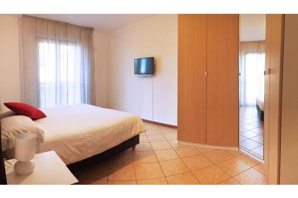 Photo of Bedroom in Cremeno