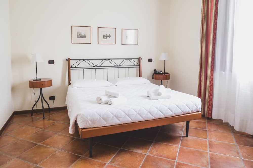 Photo of Bedroom in Mortara