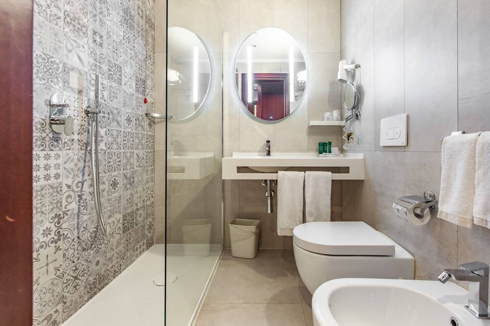 Photo of Bathroom in Gorla