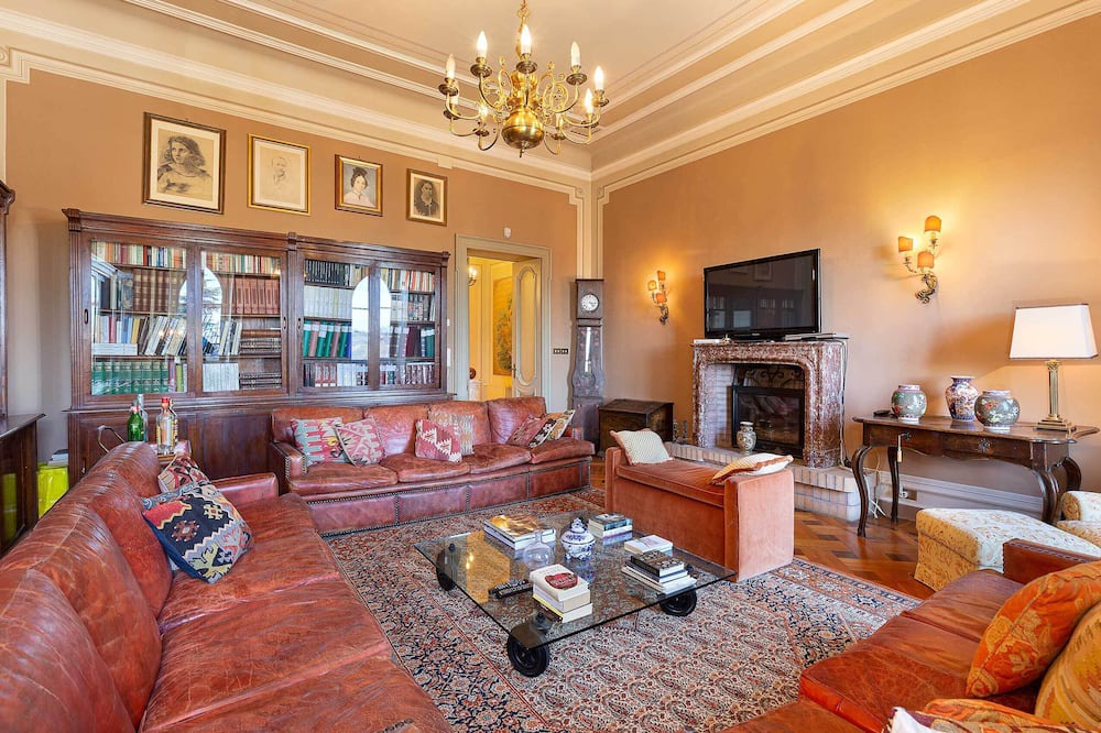 Photo of Livingroom in Mornico Losana