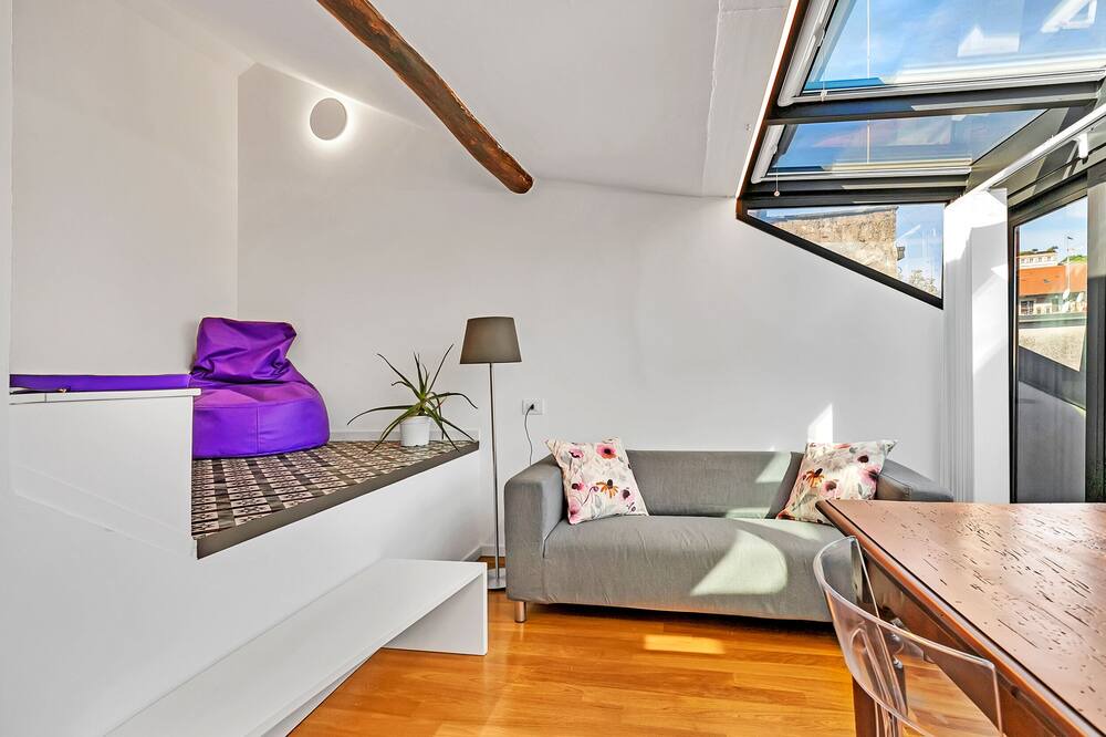 Photo of Bedroom in Tricolore