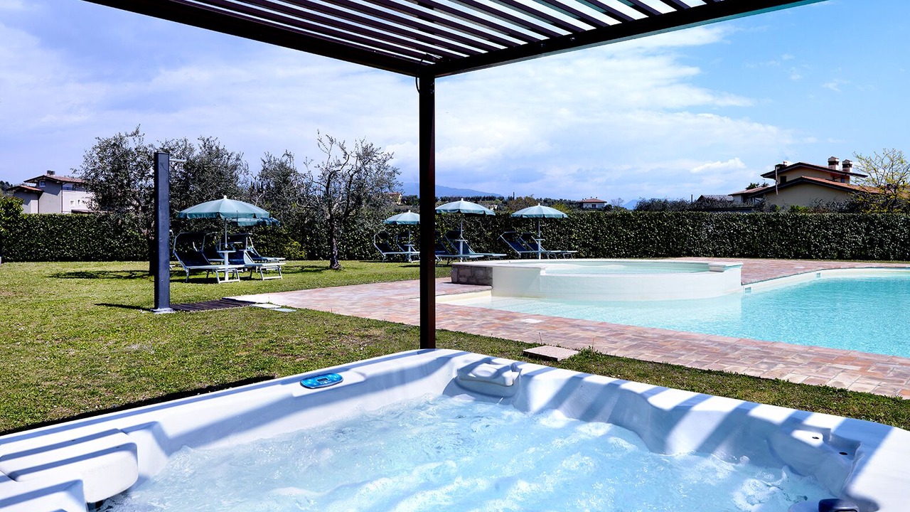 Photo of Outdoor in Raffa