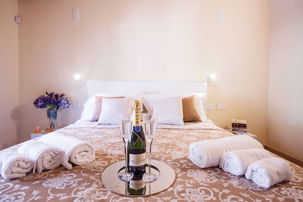 Photo of Bedroom in Ossuccio