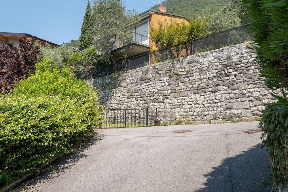 Photo of Outdoor in Sale Marasino