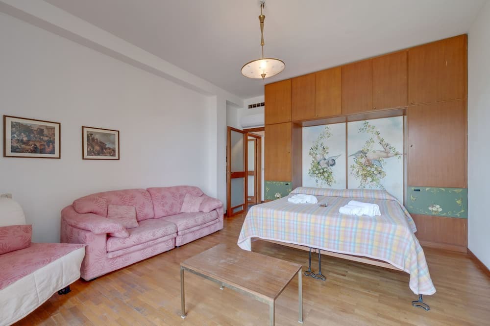 Photo of Livingroom in Sale Marasino