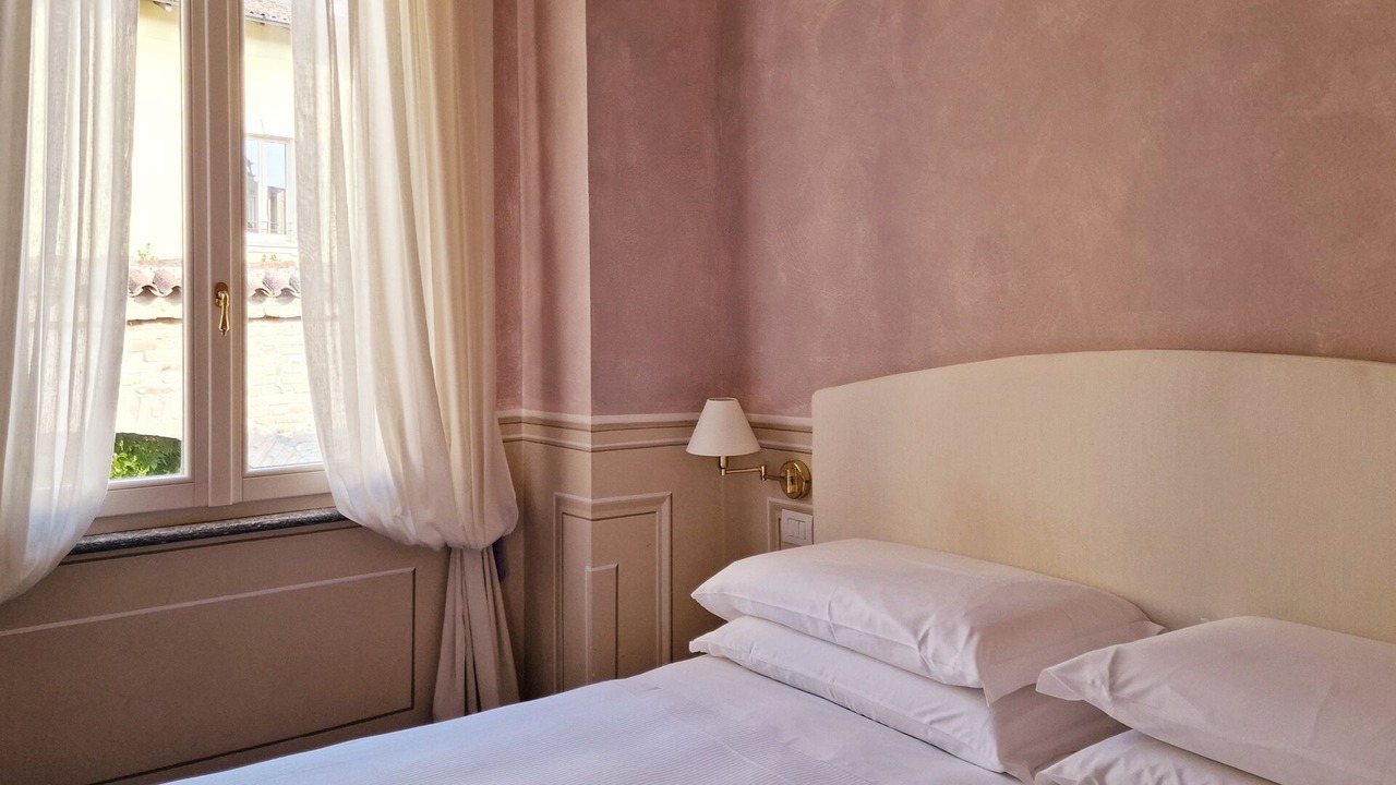 Photo of Bedroom in Crema