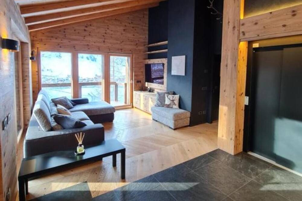 Photo of Livingroom in Teola