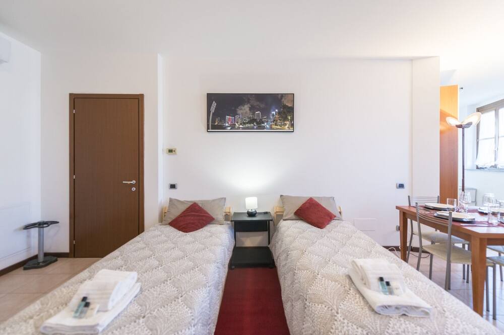 Photo of Bedroom in Pero