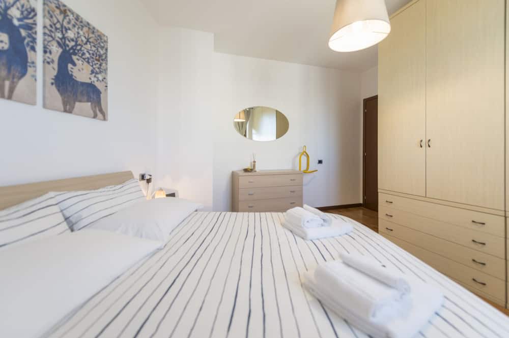 Photo of Bedroom in Pero