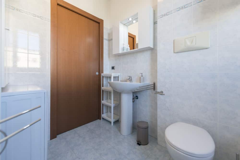 Photo of Bathroom in Pero