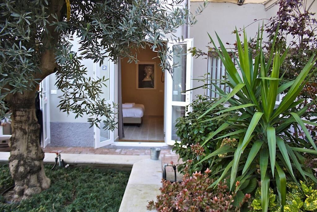 Photo of Outdoor in Rho