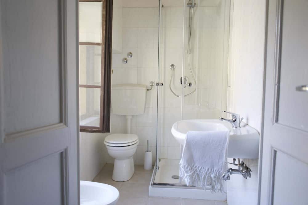Photo of Bathroom in Erba