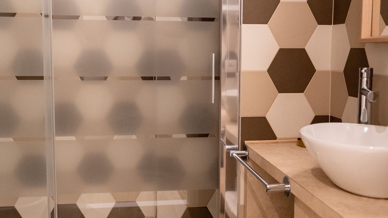 Photo of Bathroom in Chinatown