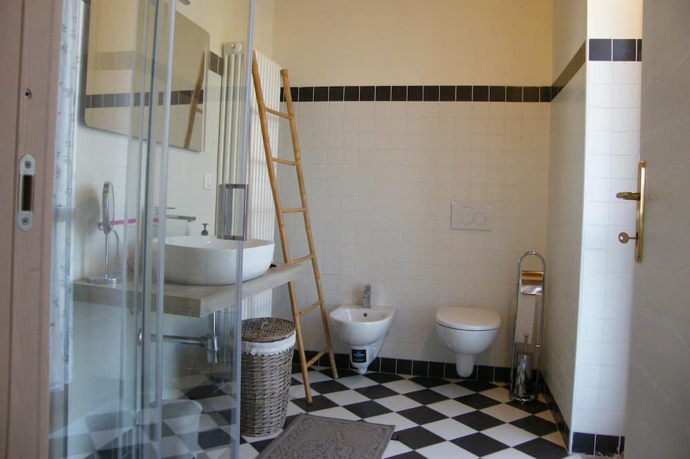 Photo of Bathroom in Gonzaga