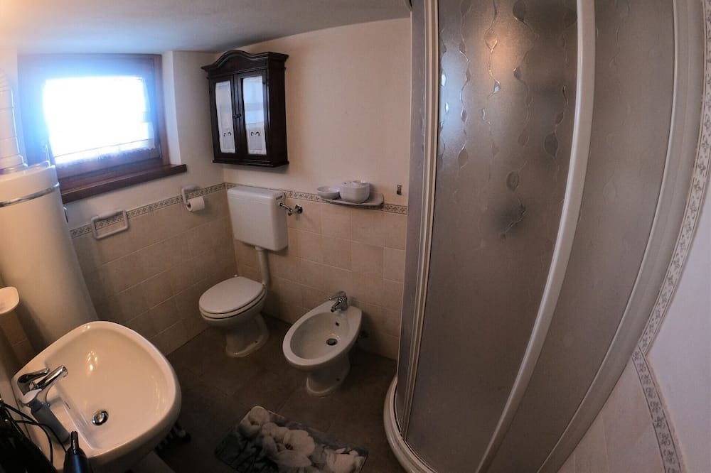 Photo of Bathroom in Paglio