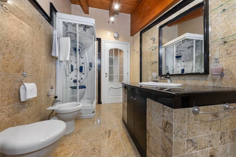Photo of Bathroom in Pelucca - Villaggio Falck