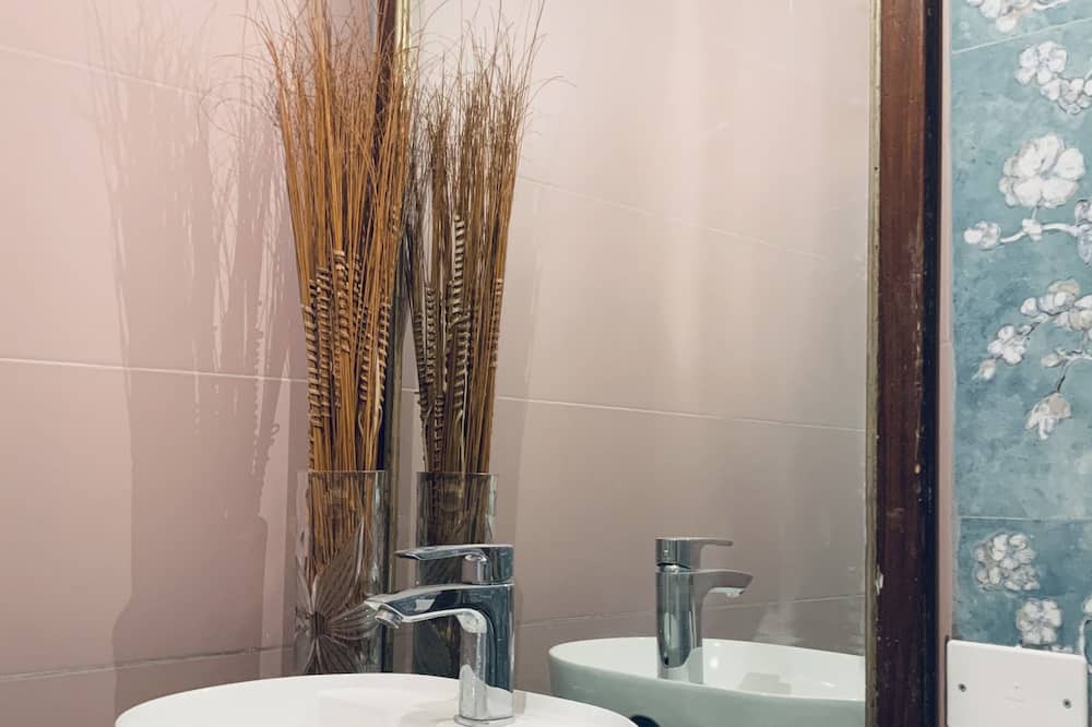 Photo of Bathroom in Lazzaretto