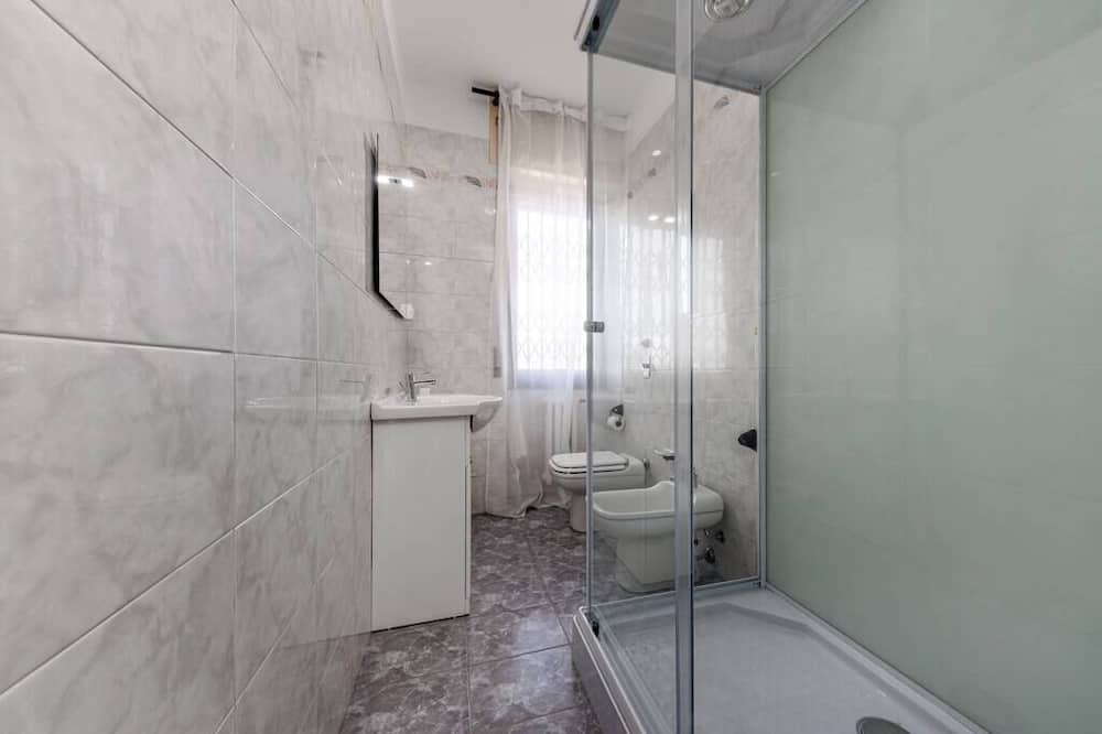 Photo of Bathroom in Barona