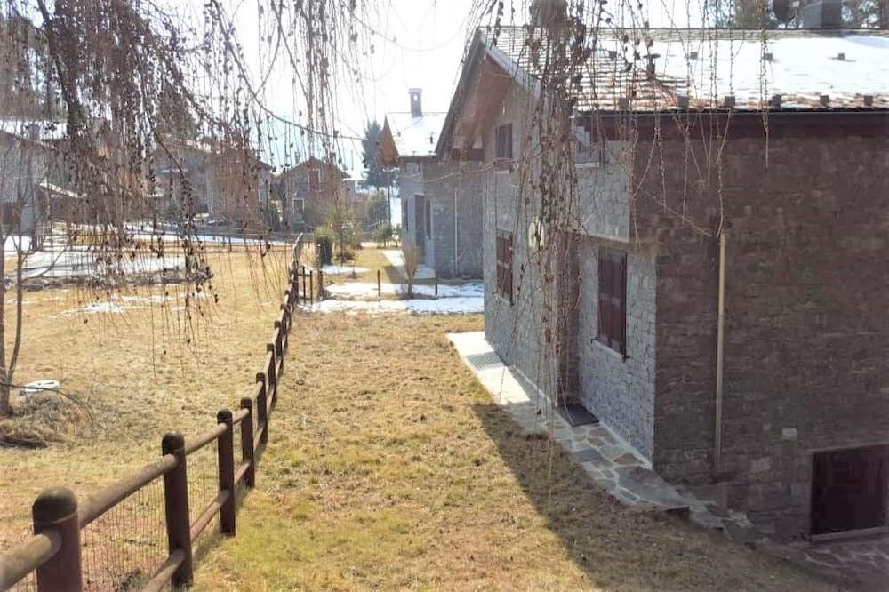 Photo of Outdoor in Civo