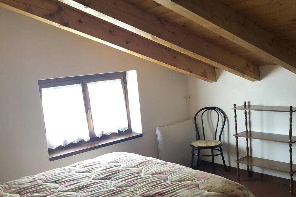 Photo of Bedroom in Civo