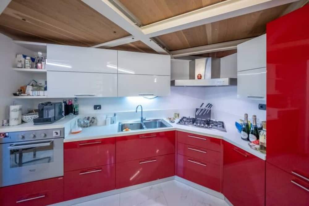 Photo of Kitchen in Bullona