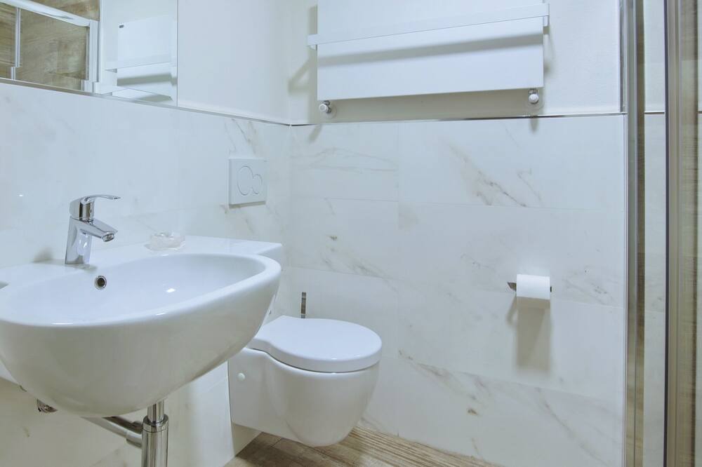 Photo of Bathroom in San Fermo della Battaglia