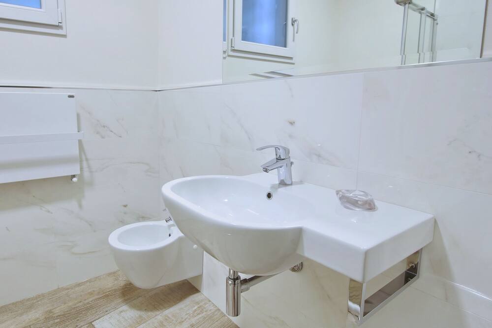 Photo of Bathroom in San Fermo della Battaglia