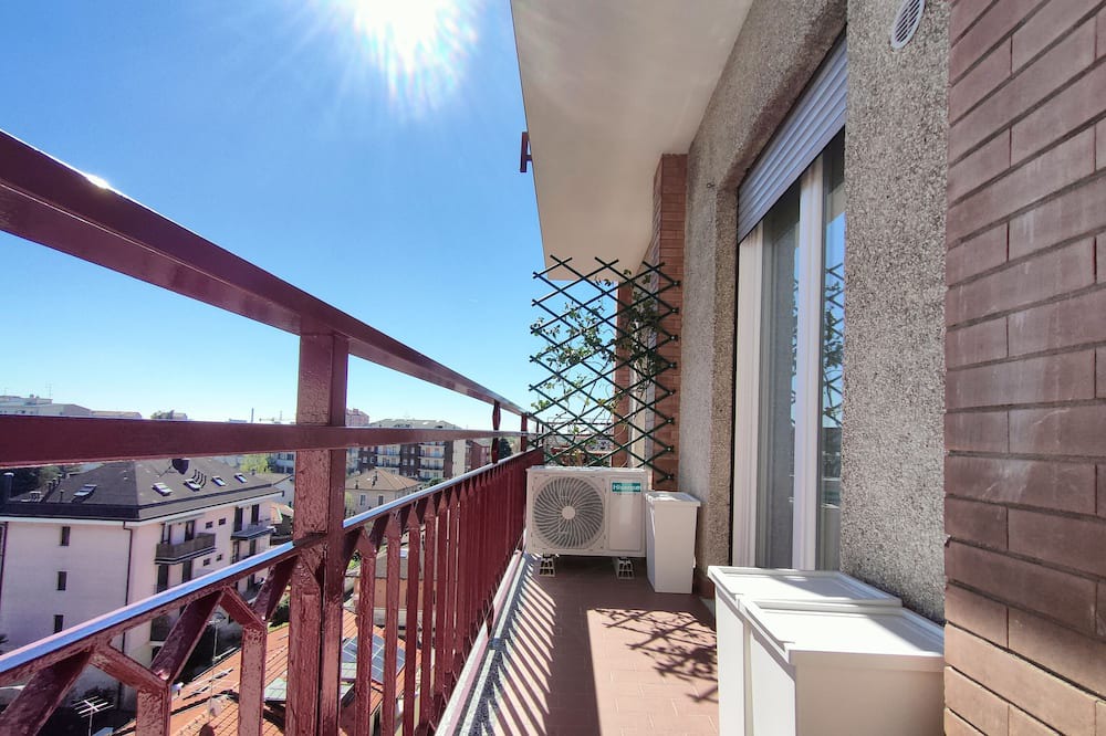 Photo of Outdoor in Rho