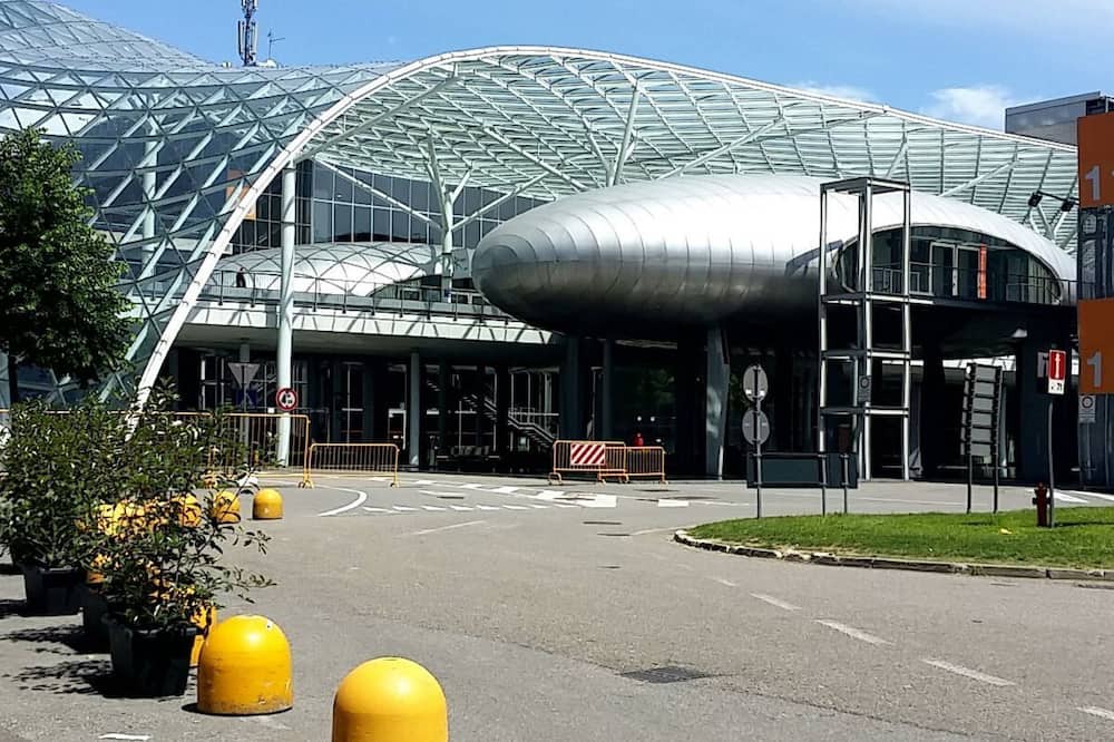 Photo of Outdoor in Rho