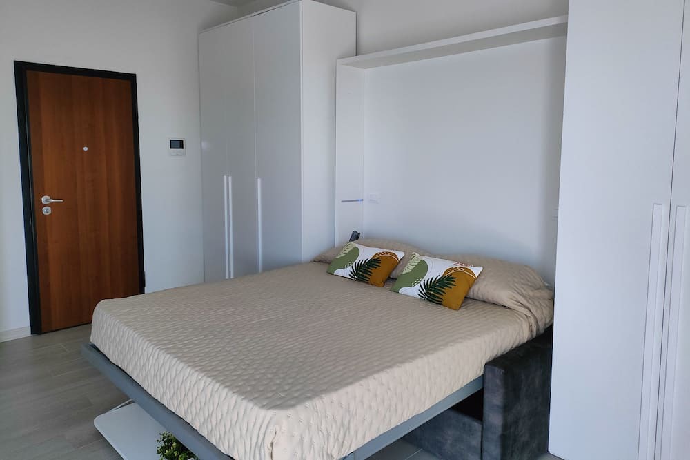 Photo of Bedroom in Rho