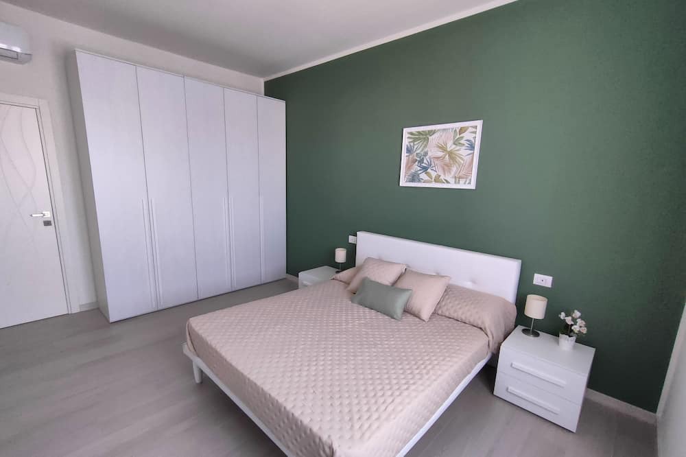 Photo of Bedroom in Rho