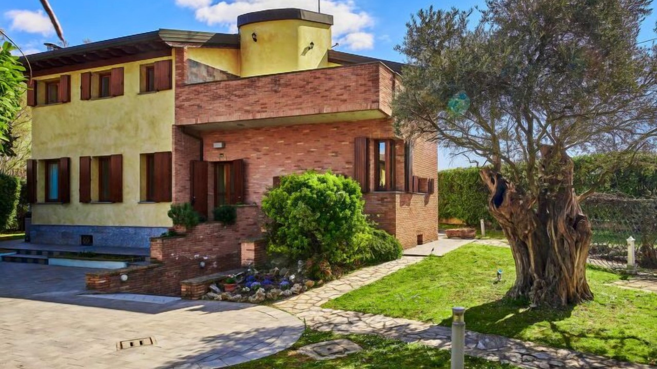 Photo of Outdoor in Corsico