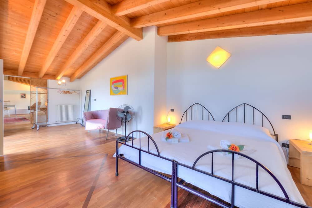 Photo of Bedroom in Gaino