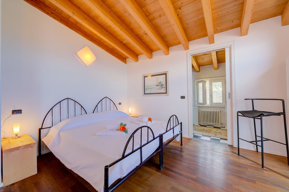 Photo of Bedroom in Gaino
