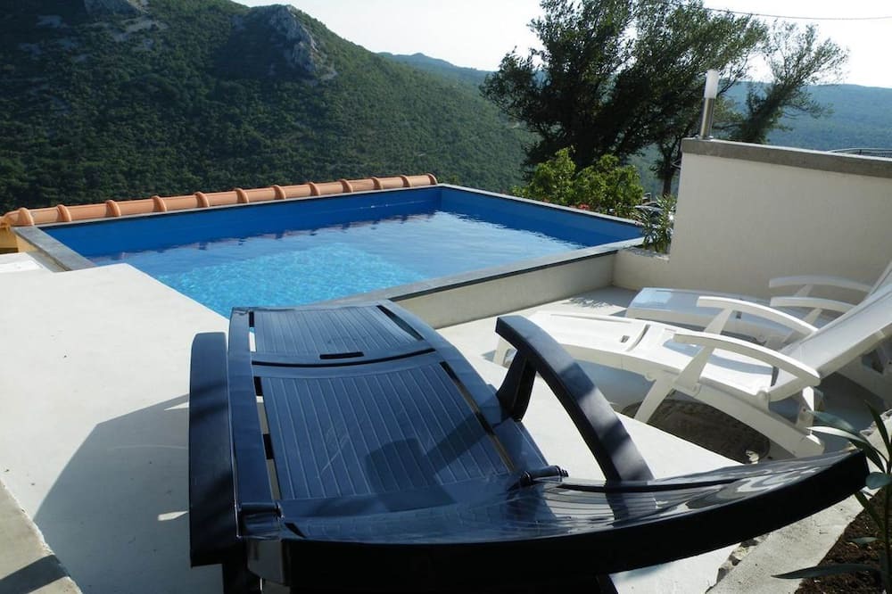 Photo of Outdoor in Brusimpiano