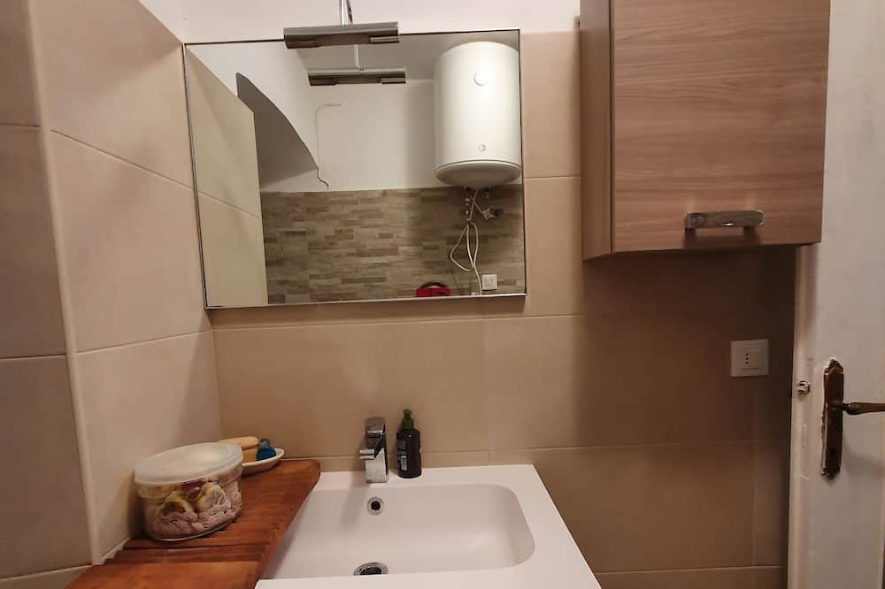 Photo of Bathroom in Endine Gaiano