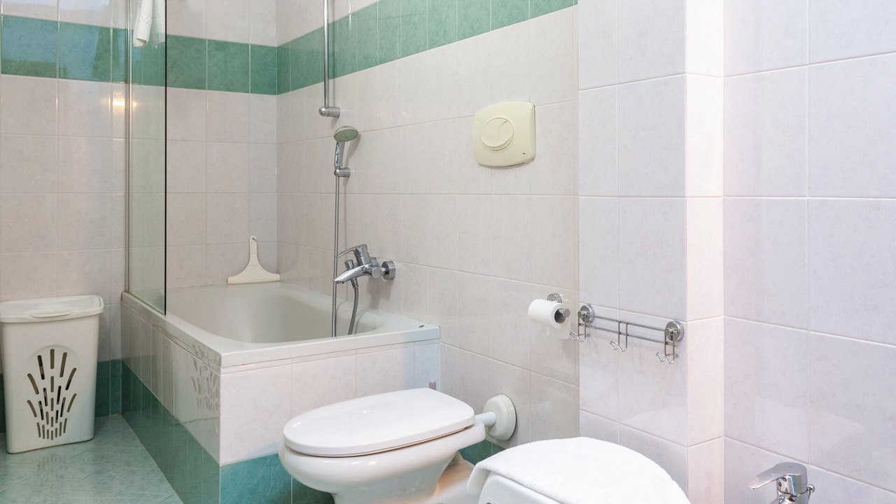 Photo of Bathroom in Gorla