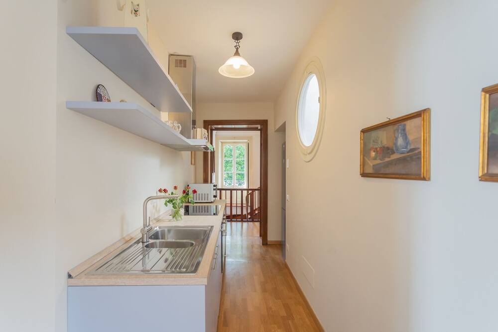 Photo of Kitchen in San Fermo della Battaglia
