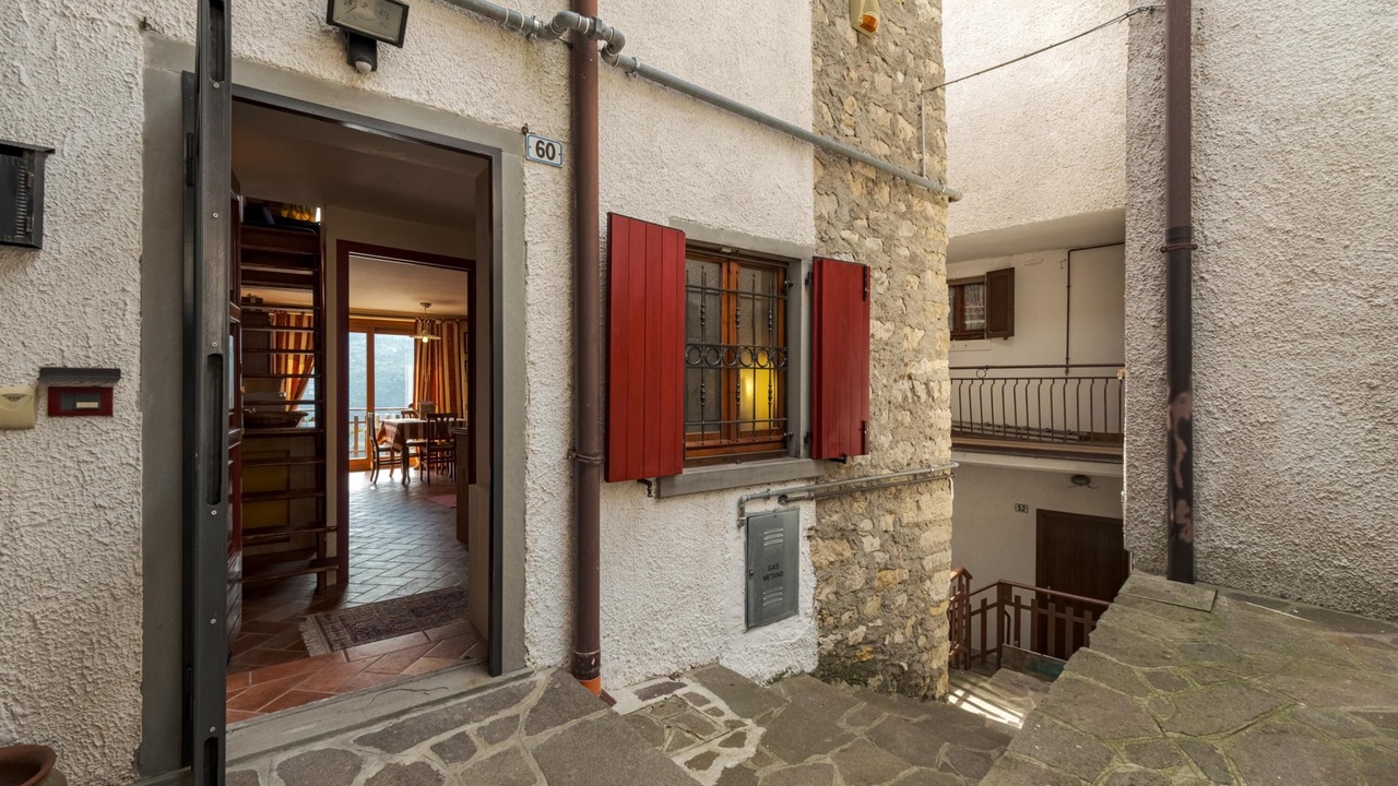 Photo of Others in Adrara San Martino