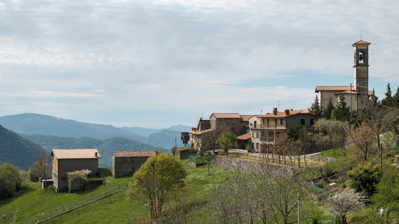 Photo of Others in Adrara San Martino